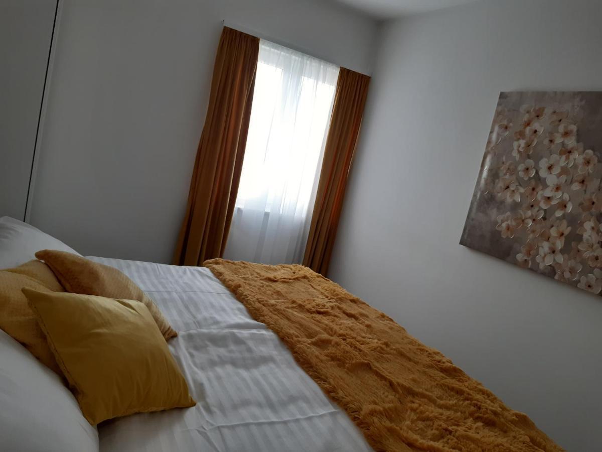 Apartments Croatiasun Vodice Exterior photo